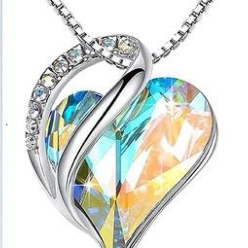 Elegant Silver Heart Pendant Necklace
